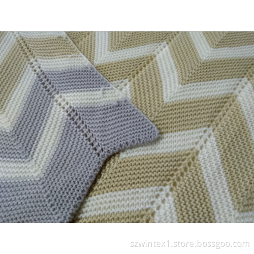 Knitted Zig Zag Blanket